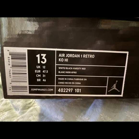 Air Jordan 1 - Picture 2 of 5